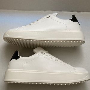 Steve Madden